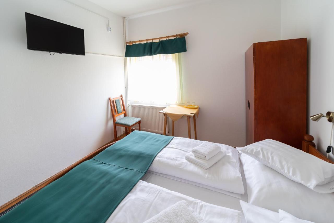 Villa Lotus 잘라카로쉬 외부 사진