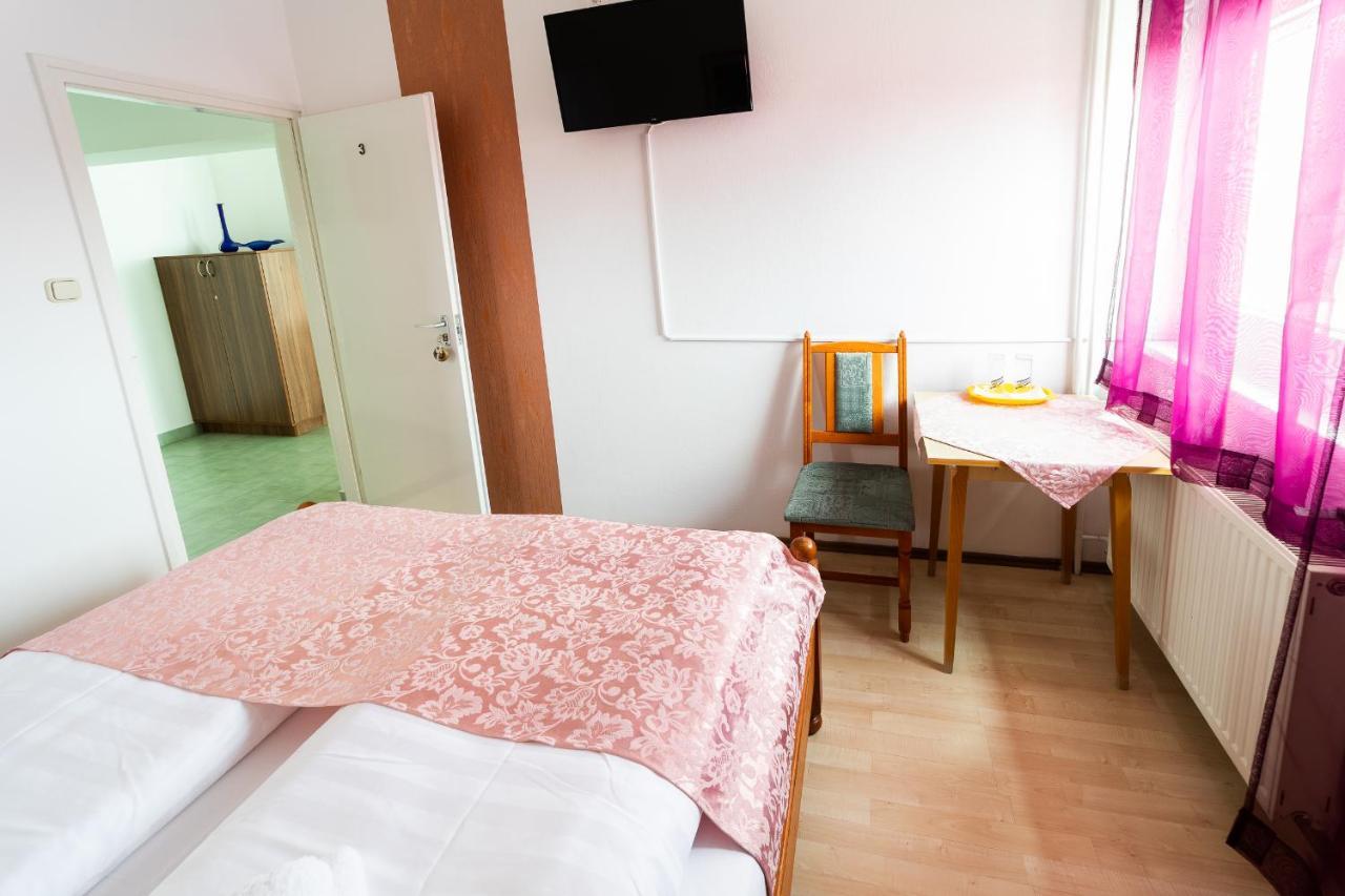 Villa Lotus 잘라카로쉬 외부 사진