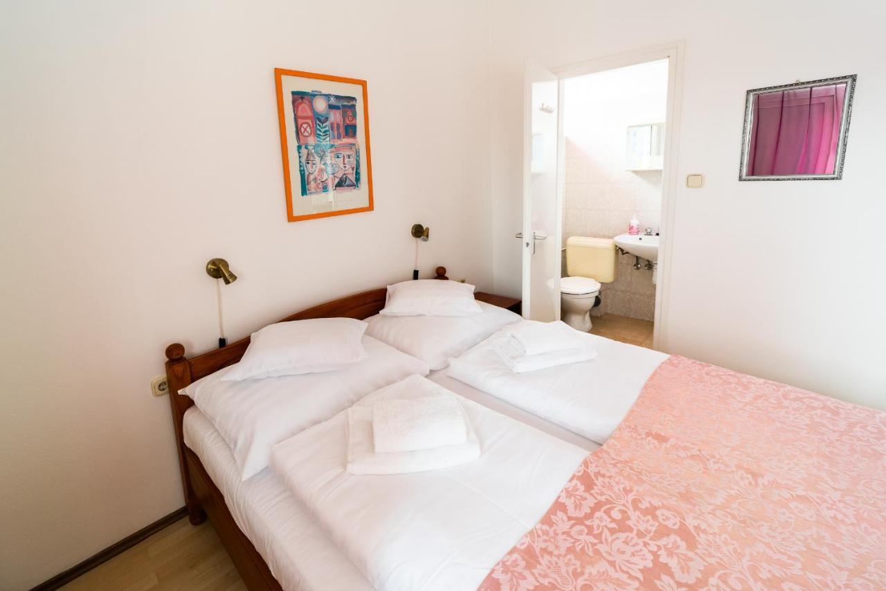 Villa Lotus 잘라카로쉬 외부 사진