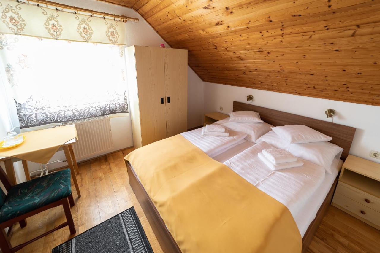 Villa Lotus 잘라카로쉬 외부 사진