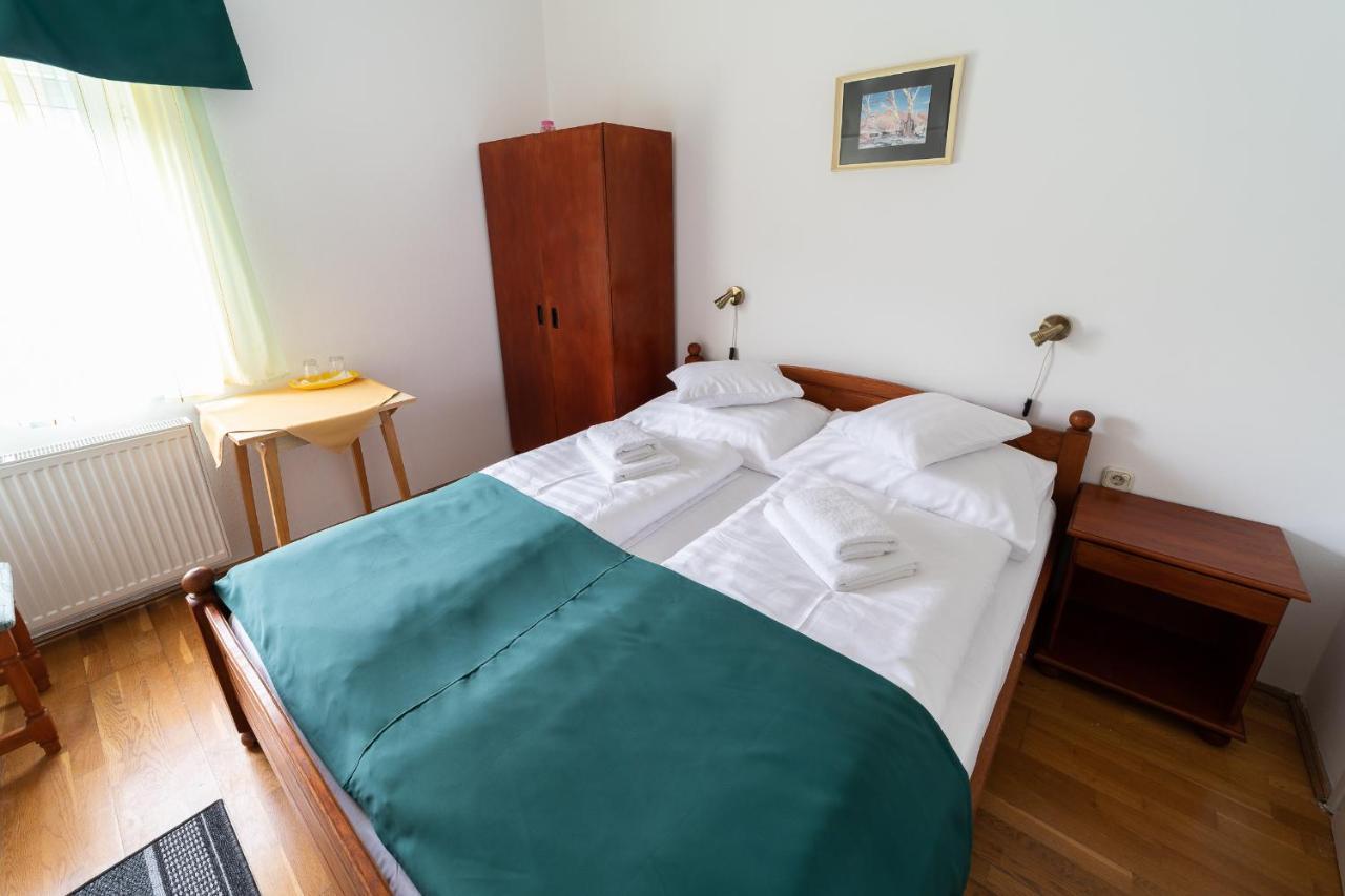 Villa Lotus 잘라카로쉬 외부 사진